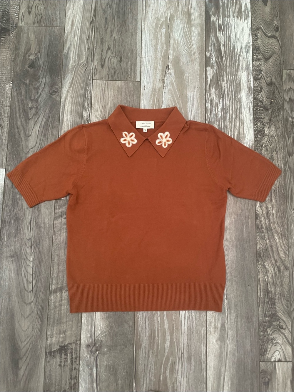 La Vila Milano Rust Short-Sleeve with Floral Collar